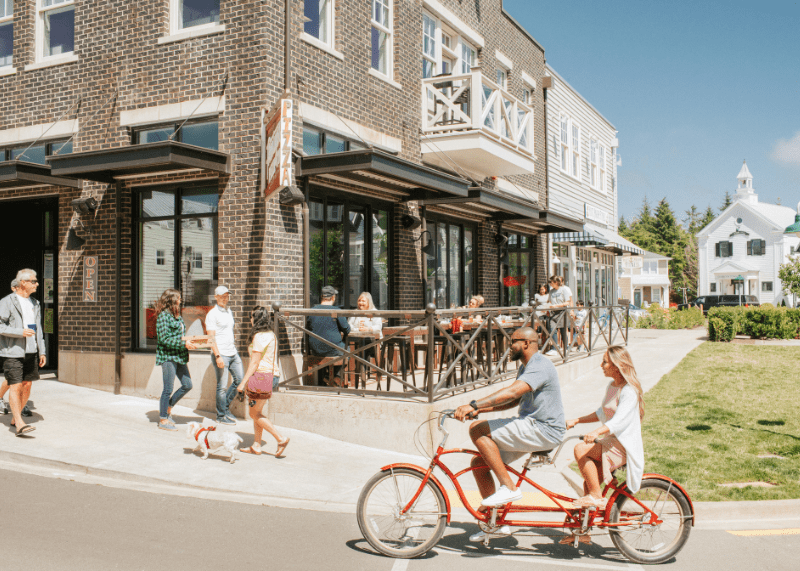 Flat D Is Steps Away From Town Center Shops & Dining
