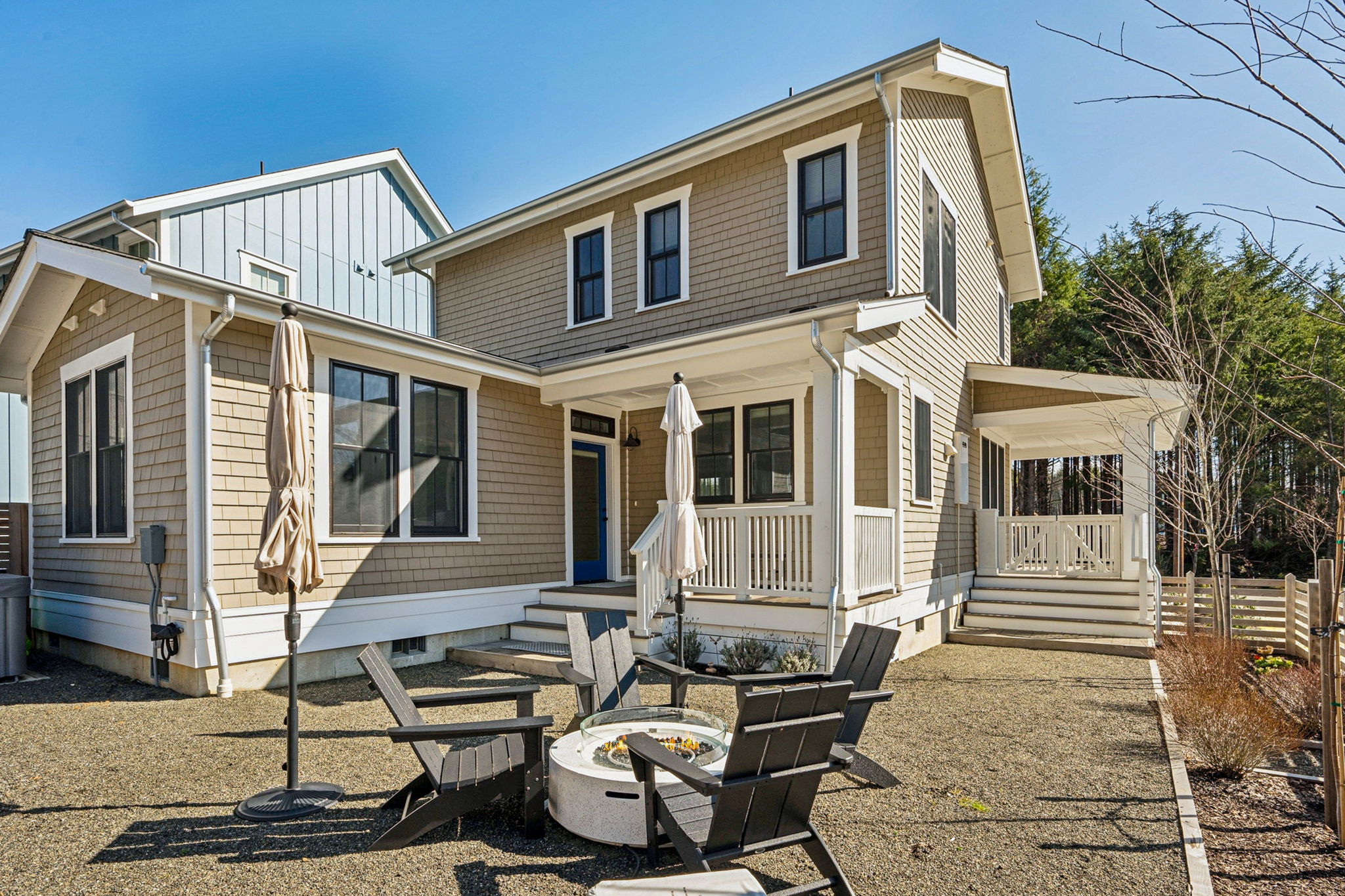 Lot 536