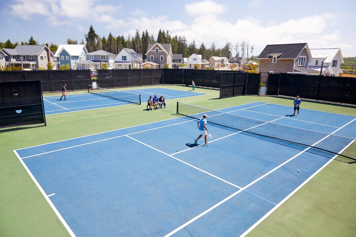 Enjoy The Farm District Pickleball And Tennis Courts