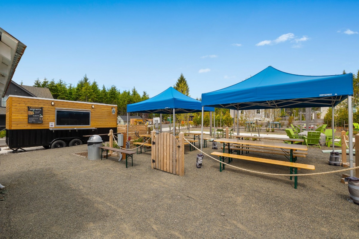 Happy Place Is Just Steps From Fernwood Station Games Courtyard And Seasonal Food Trucks