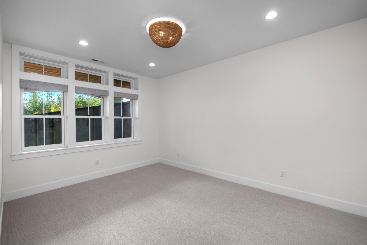 22 Seaside Lane