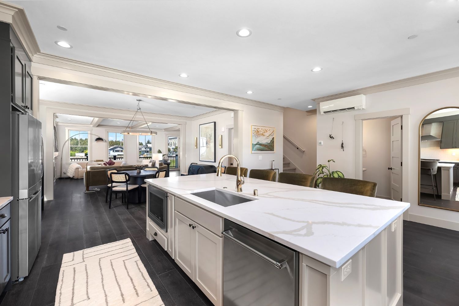 711 Condo B