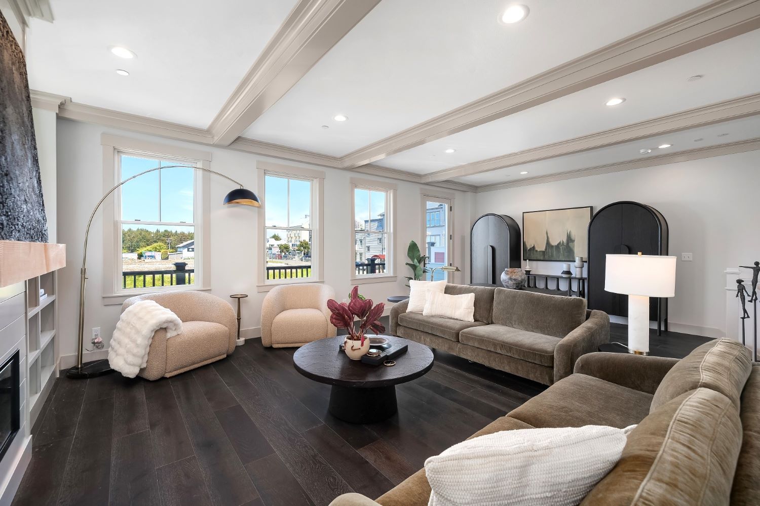 711 Condo B