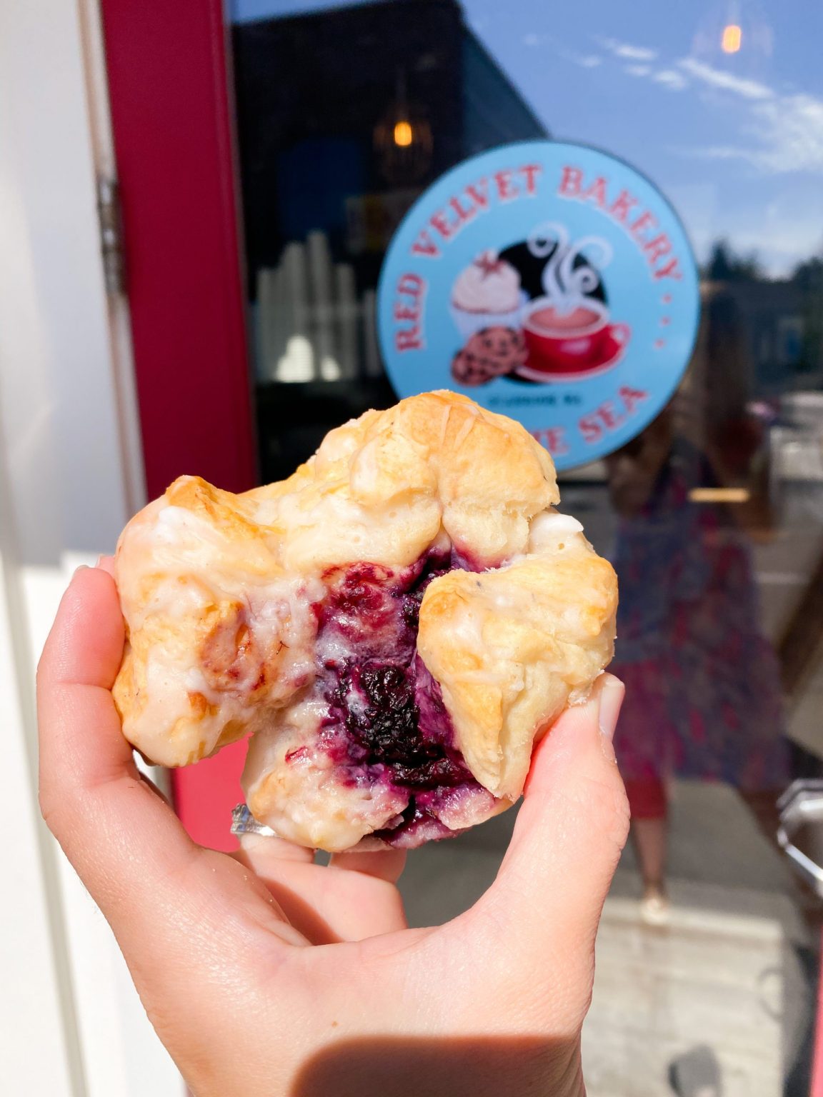 Red Velvet Bakery by the Sea