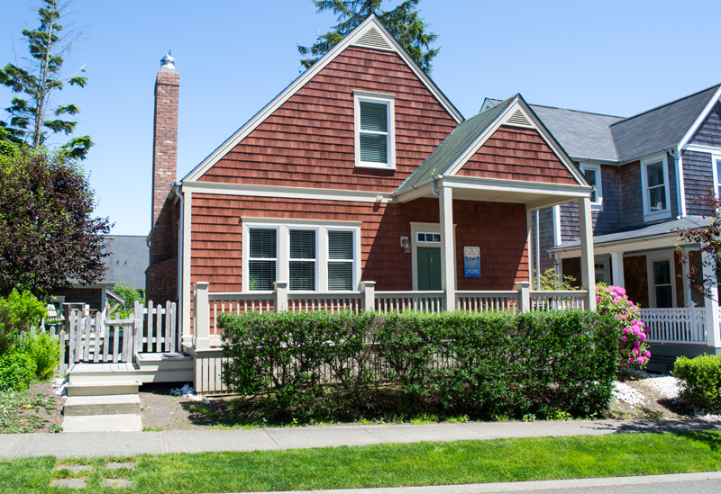 Cottage by the Pool cottage rental