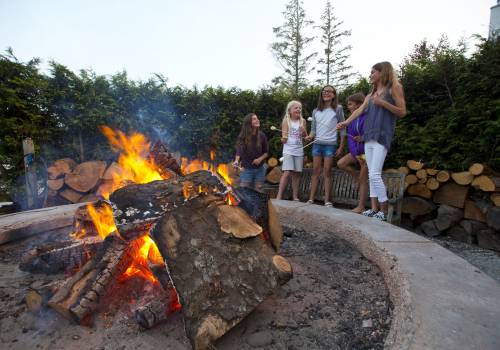 Seabrook's signature fire pits offer plenty of space for conversation and s'mores eating competitions.